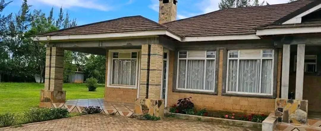20 ACRES WITH A MODERN 5-BEDROOM HOME FOR SALE – KIPLOMBE (NEAR KAPLELACH), ELDORET