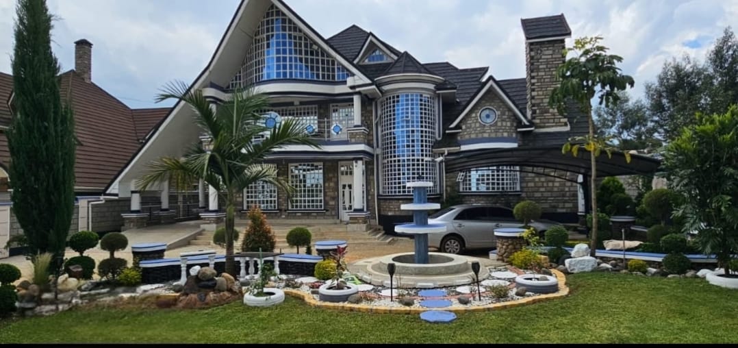 HIGH-END 7-BEDROOM MANSIONETTE – PRIME HILLSIDE