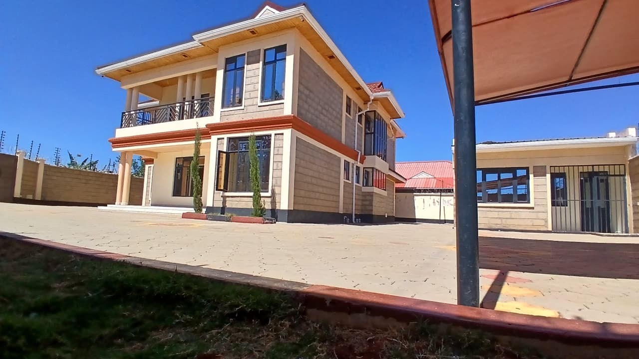 5-Bedroom House | Own Compound