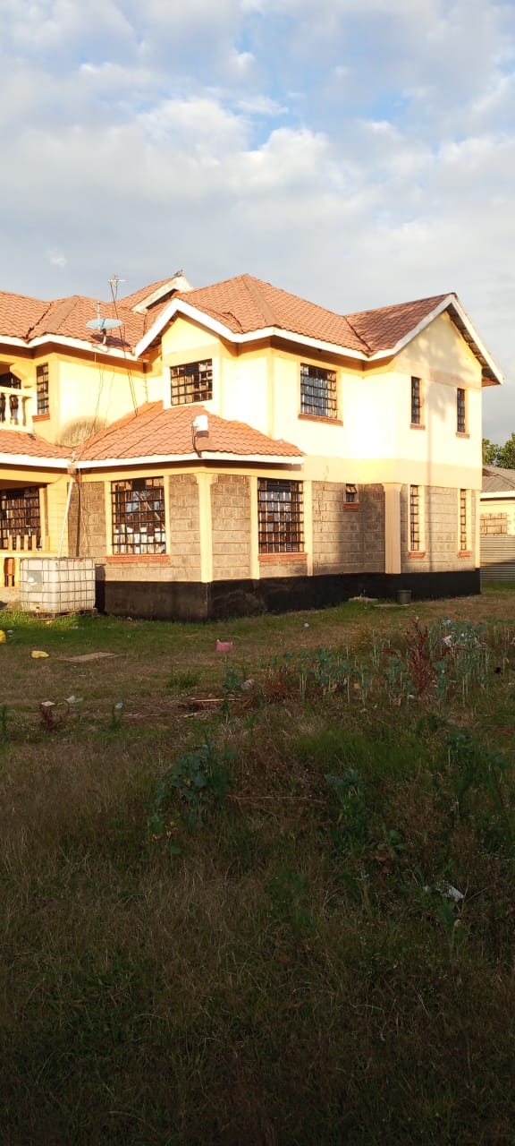 6 Bedroom Modern Mansionette for Sale